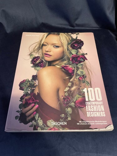 100 Contemporary Fashion Designers - L-Z - Taschen