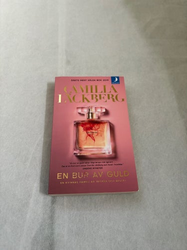 En bur av guld av Camilla Läckberg, 2019