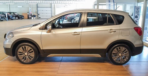 Suzuki SX4 S-Cross 1.6 DOHC 16V VVT AllGrip Manuell, 120hk, 2014
