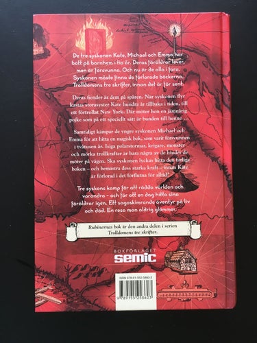 RUBINERNAS BOK - Trolldomens tre skrifter - JOHN STEPHENS - NY - OLÄST
