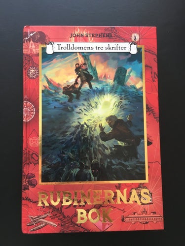 RUBINERNAS BOK - Trolldomens tre skrifter - JOHN STEPHENS - NY - OLÄST