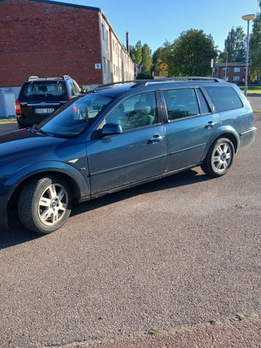 Ford Mondeo Kombi 2.5 V6