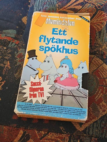 Mumindalen - Ett Flytande Spökhus VHS Svenskt Tal