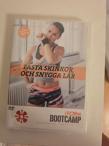 iFORM Bootcamp: NY Fasta skinkor och snygga lår (DVD)