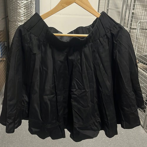 Gina Tricot svart midje-kjol, storlek 40