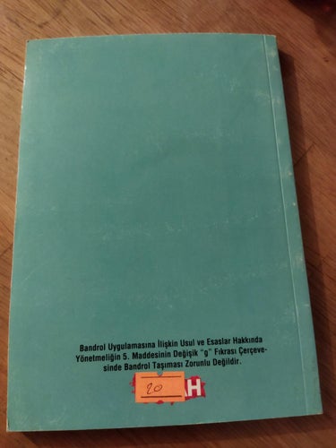 Kerem ile Aslı Adnan Binyazar. Very Fine, bok på turkiska
