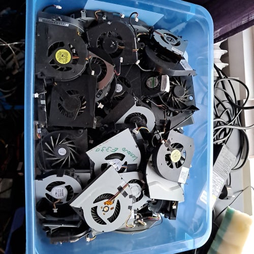 Blandade laptopfläktar över 2 kg