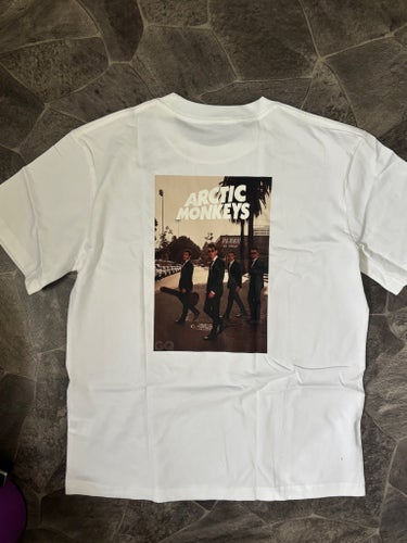 Vit Arctic Monkeys merch band tshirt small