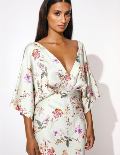 By Malina Juno klänning soft floral - Helt ny lapparna kvar