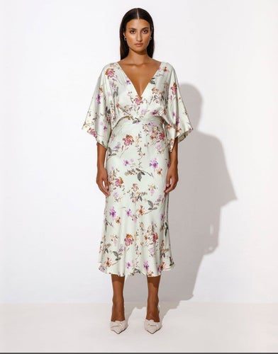 By Malina Juno klänning soft floral - Helt ny lapparna kvar