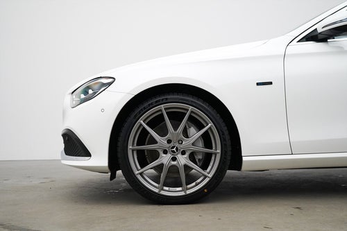 Mercedes-Benz E300 de / 306hk / Widescreen