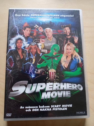 DVD-FILM "SUPERHERO MOVIE MED PAMELA ANDERS OCH LESLIE NIELSEN FRÅN 2008