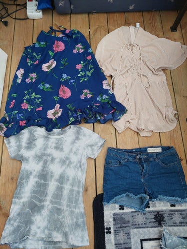 Klädpaket dam, stl 36, sommarkläder, playsuit, klänning, jeansshorts, Nelly