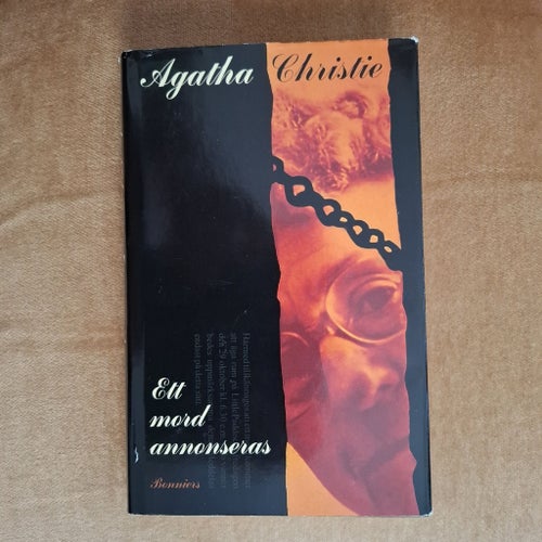 Ett mord annonseras av Agatha Christie