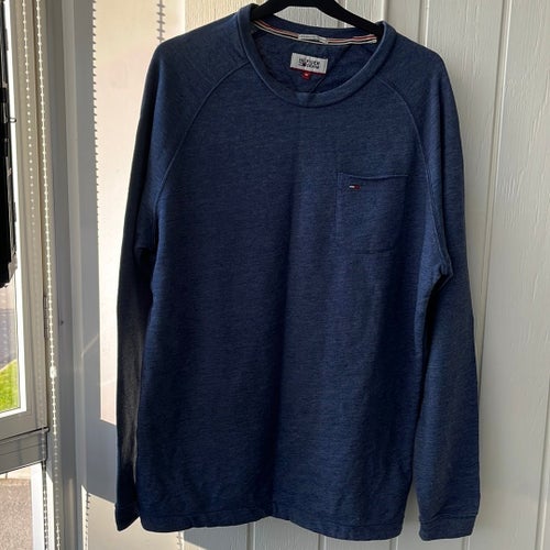 Hilfiger Denim mörkblå tröja, storlek M