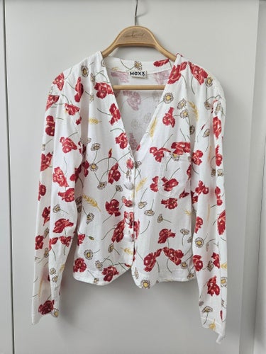 MEXX vit blus / sommarjacka / kavaj i storlek S