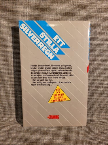 Ett Stilla Silverregn av John D. MacDonald, 1987