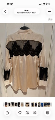 Arket cremevit blus med spetsdetalj