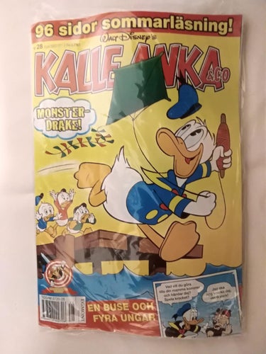 Kalle Anka & Co 2007 nr 28. inplastad. med leksak Monster-drake