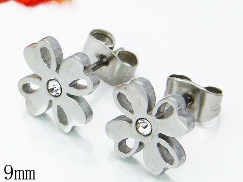 ByGranhult – Fyrklöver örhängen silver 9 mm