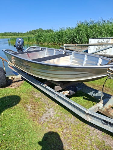 Motorbåt