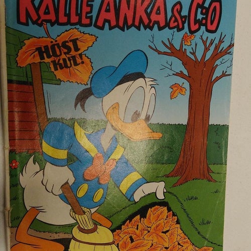 Kalle Anka 1987 nr 43 Välkommen till Walt Disneys sagolika frimärksvärld i mitte