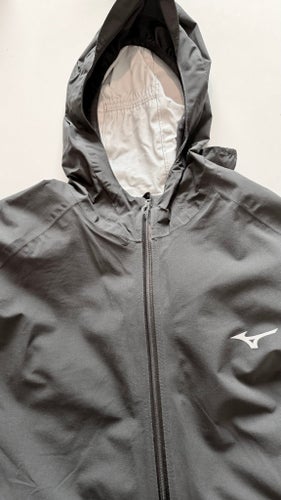 Mizuno svart vind/waterproof jacka, storlek MEDIUM (ny: 1995:-)