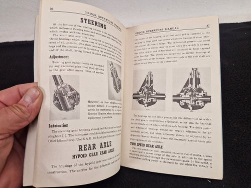 Truck Operators Manual - Chrysler Corporation (1954)