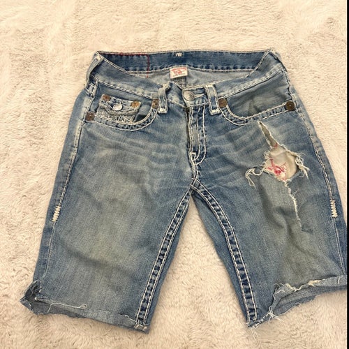 True Religion ljusblå shorts, storlek 31