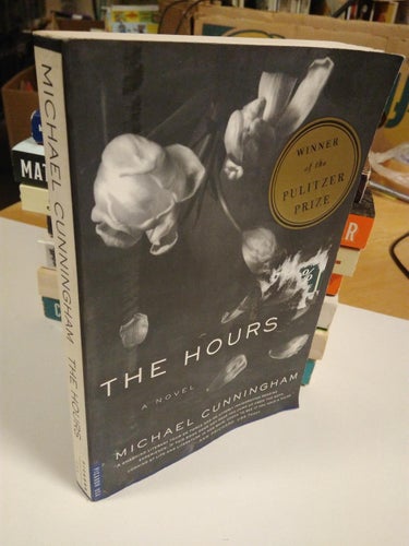 The Hours by Michael Cunningham, bok, häftad