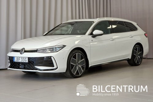 Volkswagen Passat Variant eHybrid R-Line | Drag | Navi | P-klimat | Pano | Matri