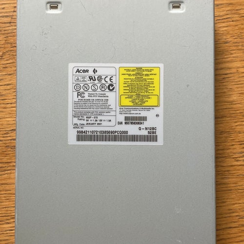 CD-ROM-läsare från Acer. Ej testad
