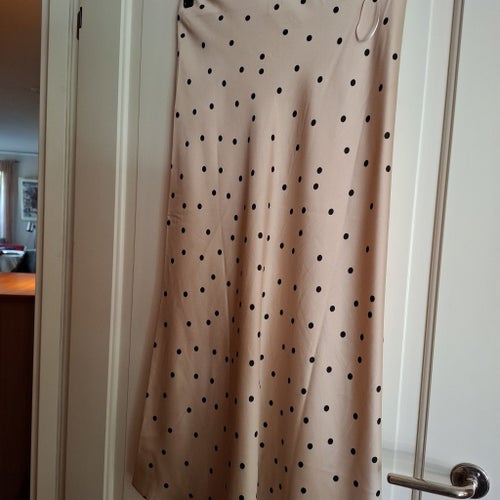 VILA beige kjol, storlek 38