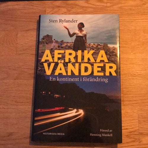 Afrika vänder : en kontinent i förändring