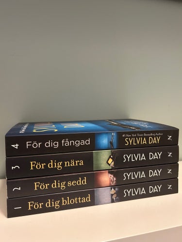 För dig blottad, För dig sedd, För dig nära, För dig fångad av Sylvia Day,