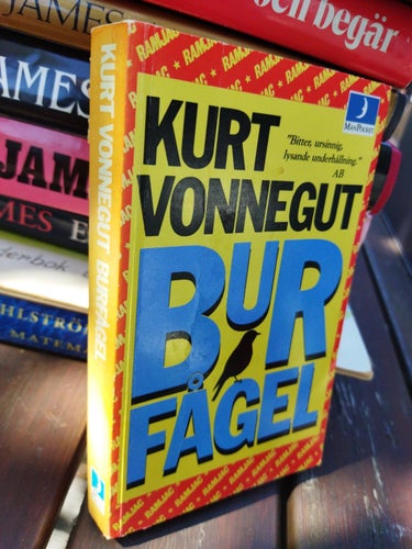 Burfågel av Kurt Vonnegut. bok, pocket. Very Good plus