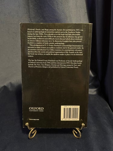 Witchcraft, Oracles and Magic Among the Azande - E. E. Evans-Pritchard