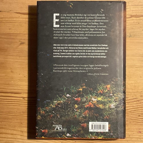 Döda talar inte av Ann Cleeves, 2011, en Vera Stanhope-deckare, inbunden