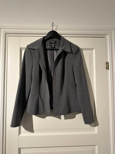 Worthington grå kavaj, storlek 6