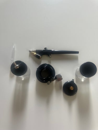 Airbrush-kit med tillbehör