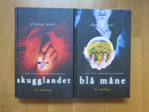 Alyson Noël - 2 böcker .