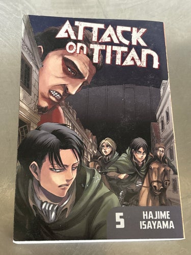 Attack on Titan - Volym 5 av Hajime Isayama, 2013 ***** Spännande Manga-serie!