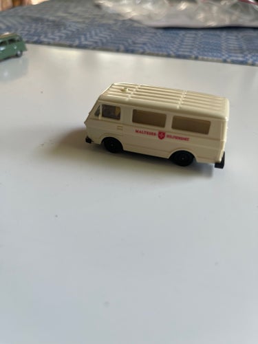 5 fordon till modelljärnvägen H0.