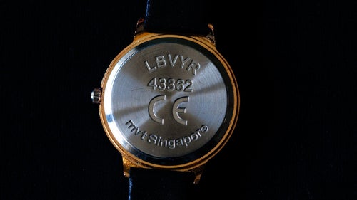 LBVYR Armbandsur med svart läderrem och strassdetaljer