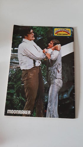 RYMDENS HJÄLTAR NR 4 1980