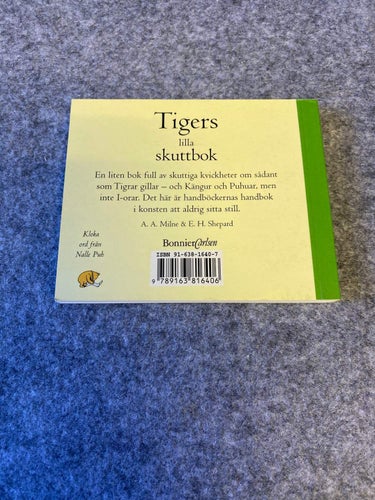 Tigers lilla skuttbok