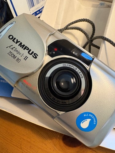 Olympus µ[mju:]-II Zoom 80 – Limited Edition “Timeless Kit” – originalkartong