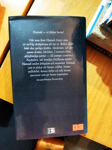 Hannah av Paul-Loup Sulitzer. Bok, inbunden