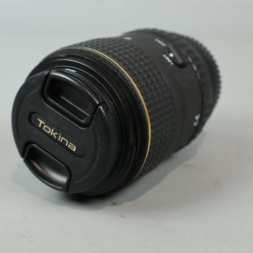 Tokina AT-X PRO MACRO 100mm f/2.8 D objektiv för Nikon F-mount