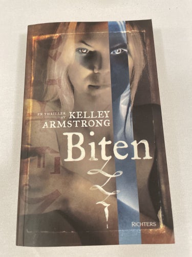 Biten | Kelley Armstrong | Women of the Otherworld (SVE) | Pocket